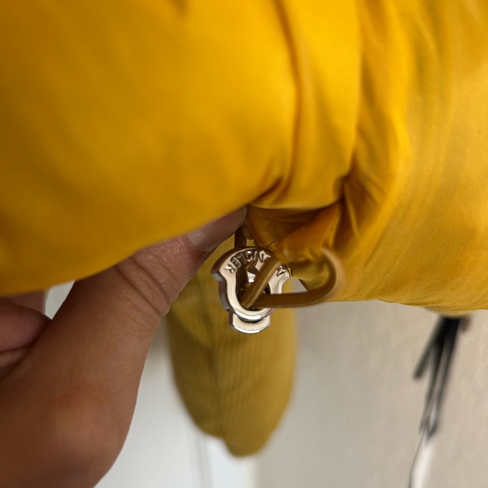 Moncler Yellow Antre Short Down corduroy - Picture 6 of 10